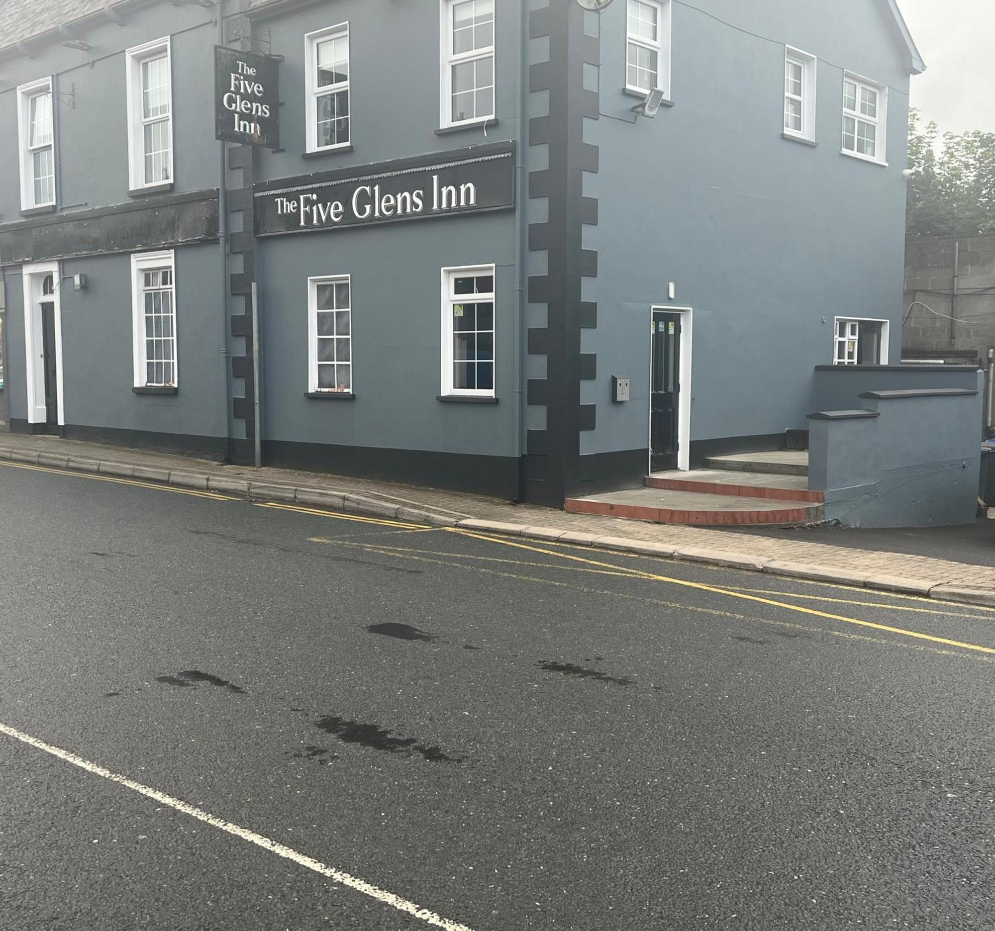 Five Glens Inn Manorhamilton エクステリア 写真